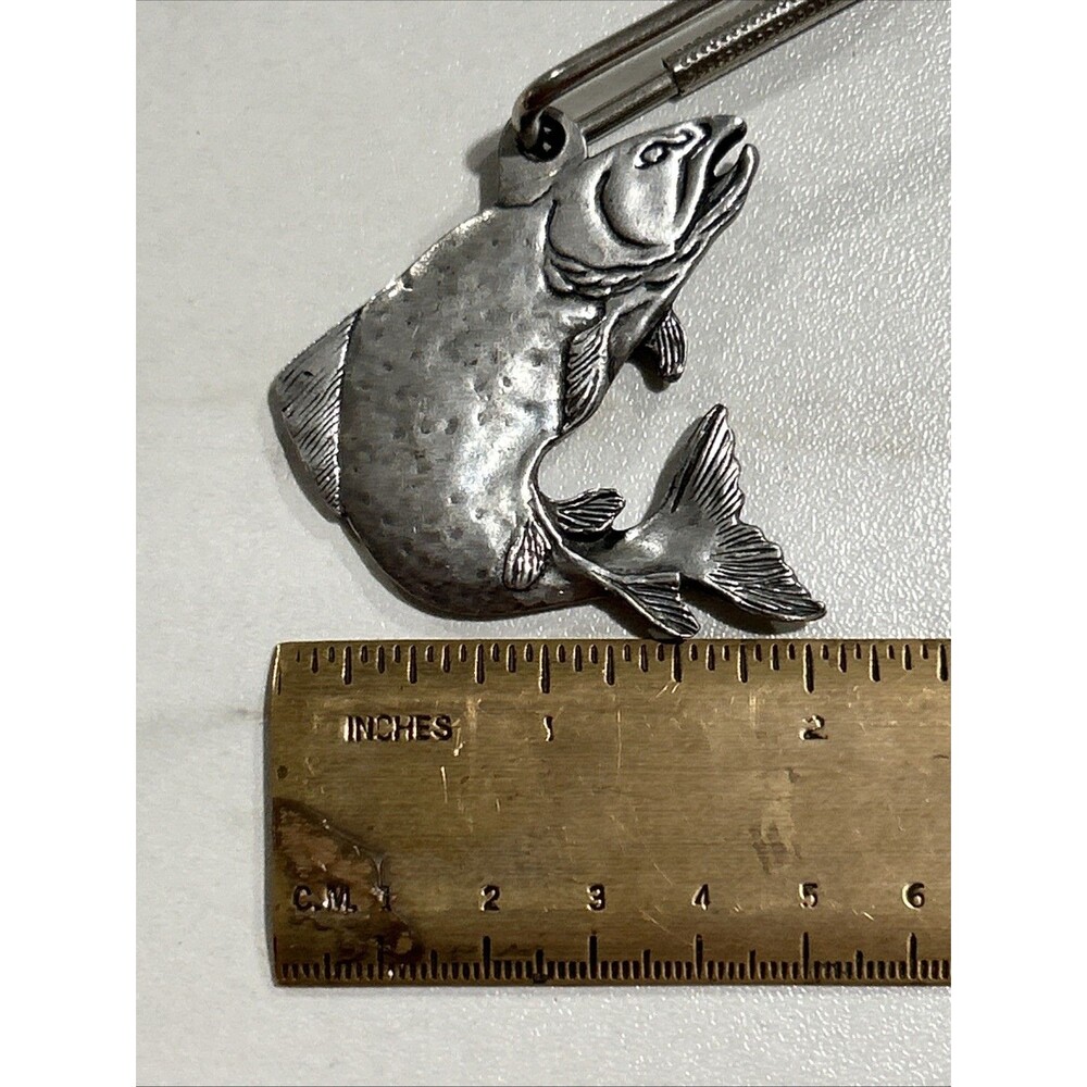 Vintage Sturgeon Pewter Keychain by Seagull Canada from 1987 - Picture 4 of 4